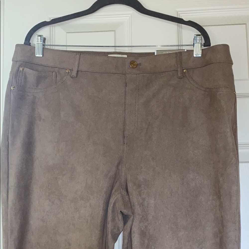 SUEDE YEAR ROUND AS EVERYTHING GOES